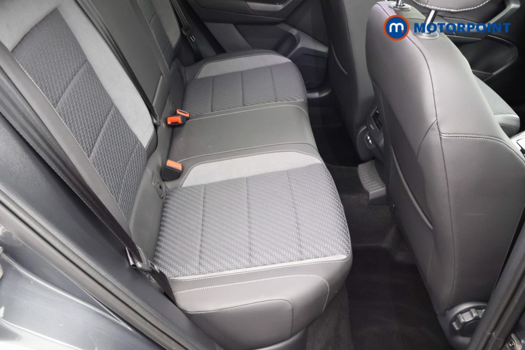 Volkswagen T-Roc R-Line Automatic Petrol SUV - Stock Number (1678796) - 19th supplementary image
