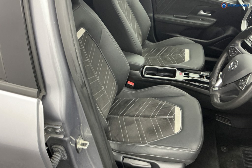 Vauxhall Mokka Ultimate Automatic Electric SUV - Stock Number (1678997) - 5th supplementary image