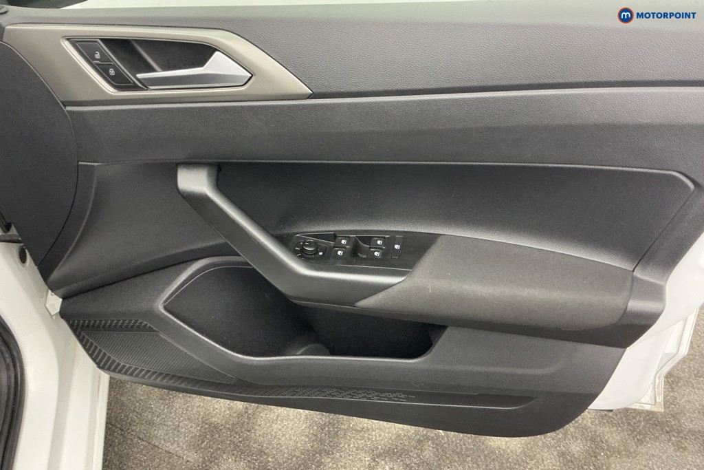 Volkswagen Polo Match Manual Petrol Hatchback - Stock Number (1679049) - 24th supplementary image