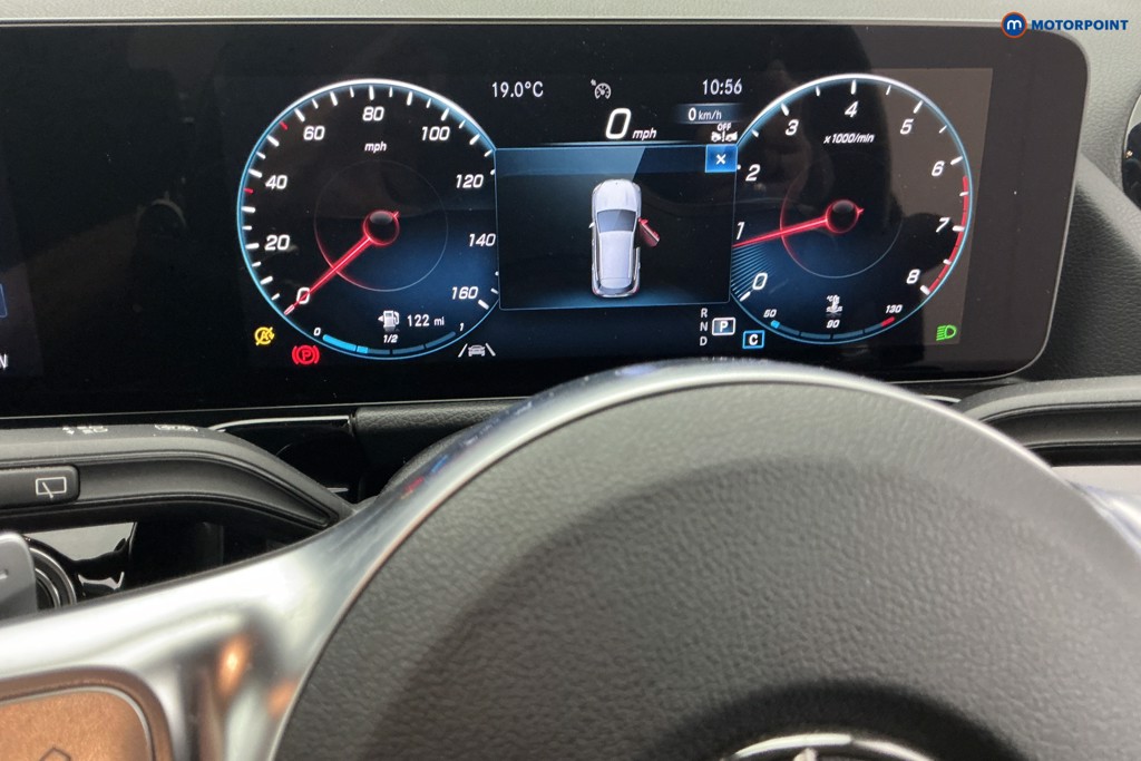 Mercedes-Benz GLA Amg Line Automatic Petrol SUV - Stock Number (1679174) - 7th supplementary image