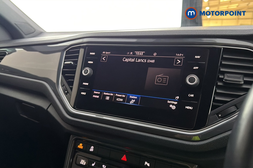 Volkswagen T-Roc R-Line Automatic Petrol SUV - Stock Number (1679701) - 8th supplementary image