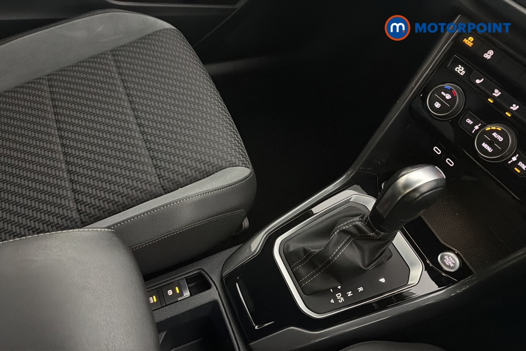 Volkswagen T-Roc R-Line Automatic Petrol SUV - Stock Number (1679701) - 15th supplementary image
