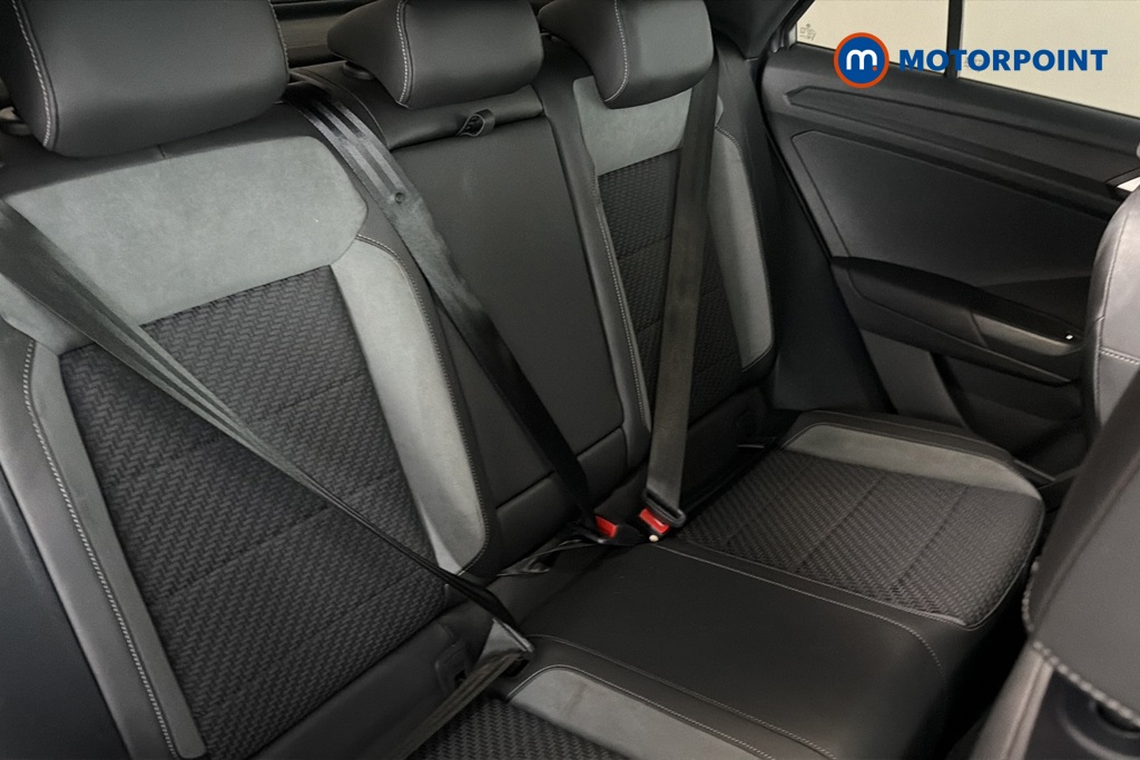 Volkswagen T-Roc R-Line Automatic Petrol SUV - Stock Number (1679701) - 25th supplementary image