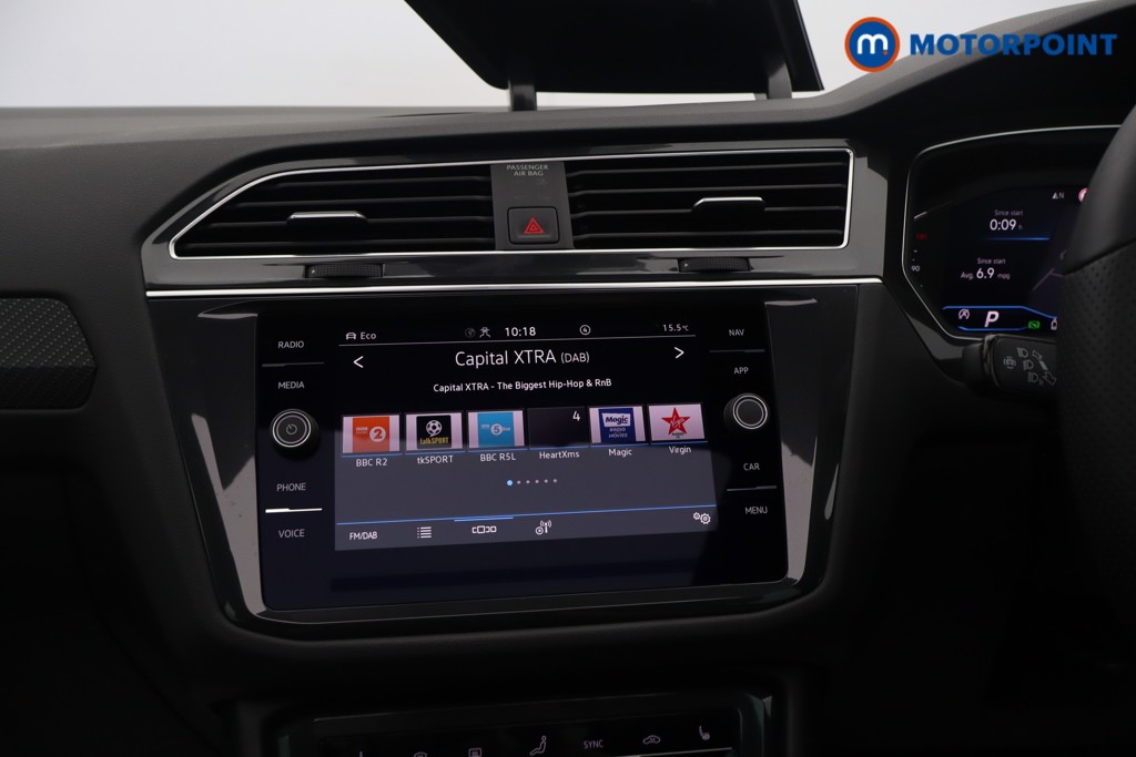 Volkswagen Tiguan R-Line Edition Automatic Petrol SUV - Stock Number (1680034) - 3rd supplementary image