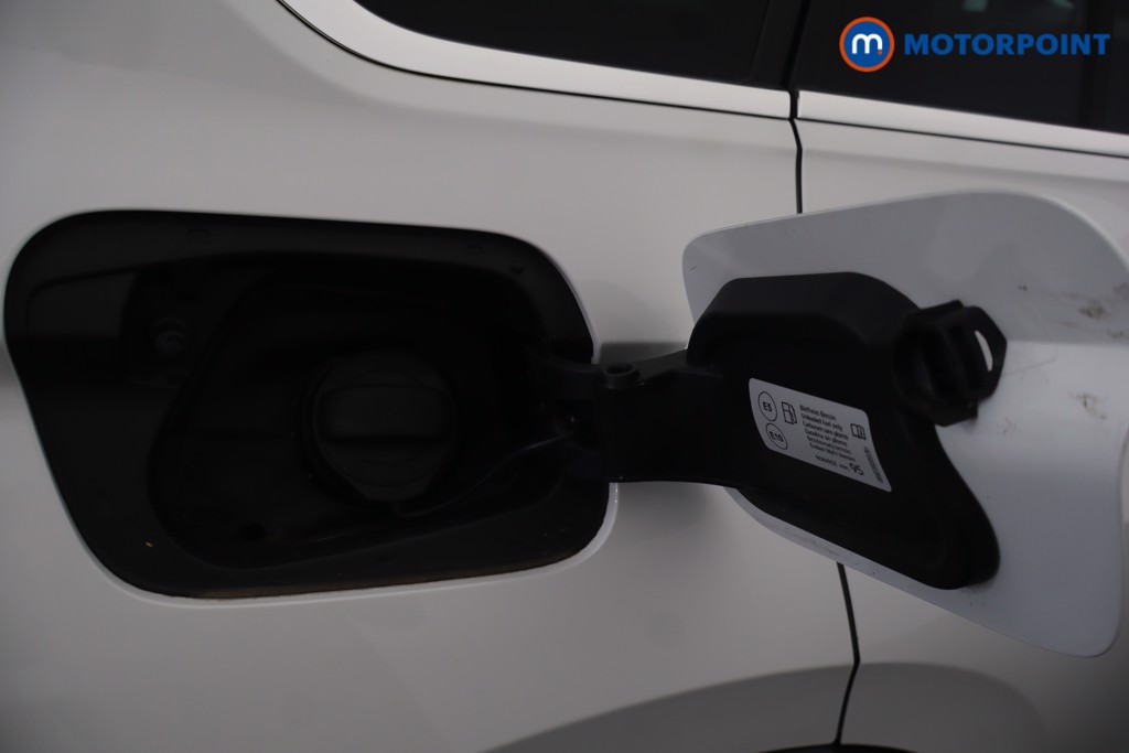 Volkswagen Tiguan R-Line Edition Automatic Petrol SUV - Stock Number (1680034) - 31st supplementary image