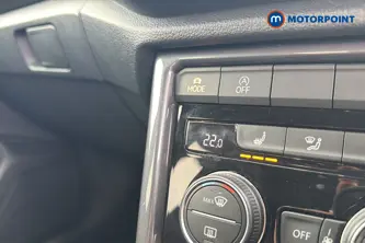 Volkswagen T-Roc R-Line Manual Diesel SUV - Stock Number (1680285) - 14th supplementary image