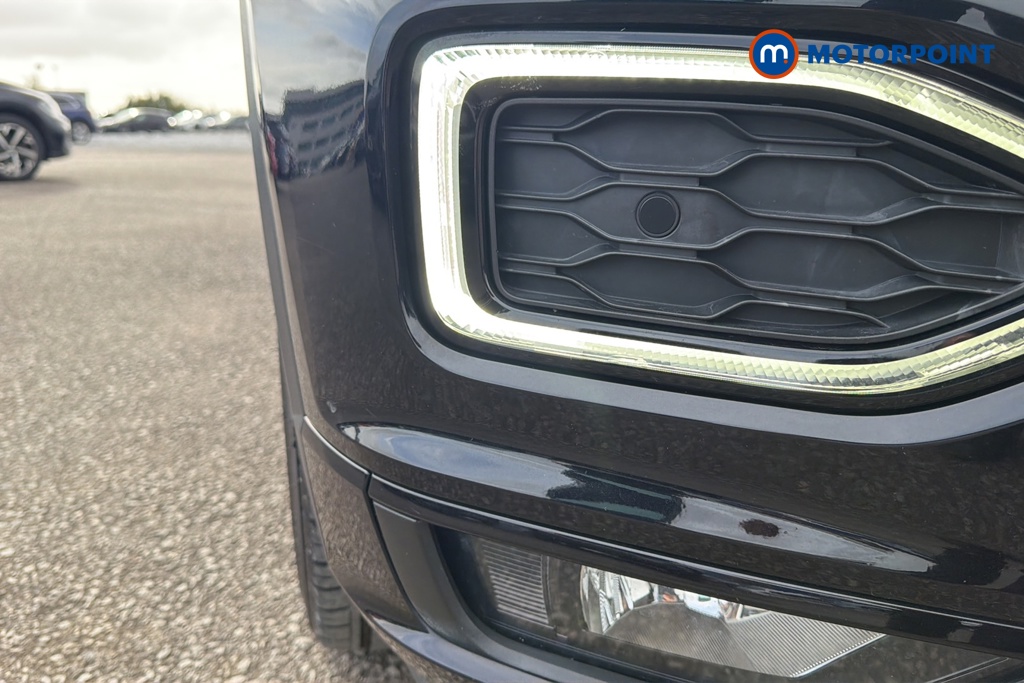 Volkswagen T-Roc R-Line Manual Diesel SUV - Stock Number (1680285) - 38th supplementary image