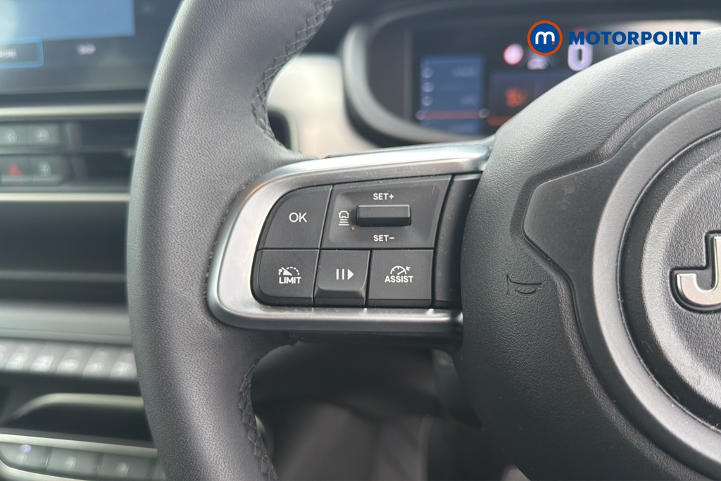 Jeep Avenger Summit Automatic Electric SUV - Stock Number (1680291) - 4th supplementary image