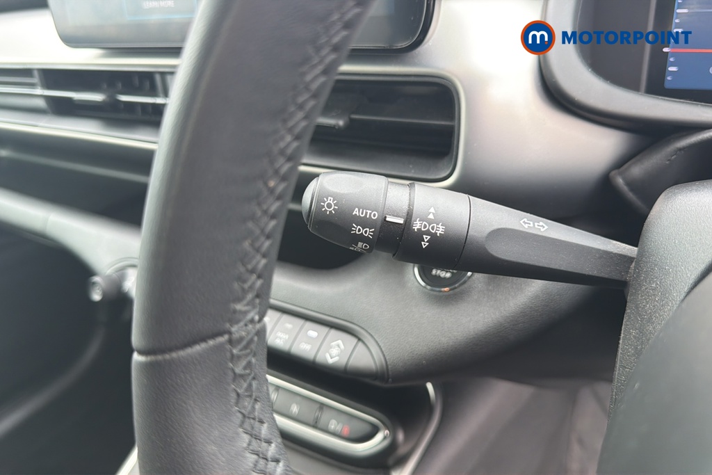 Jeep Avenger Summit Automatic Electric SUV - Stock Number (1680291) - 5th supplementary image