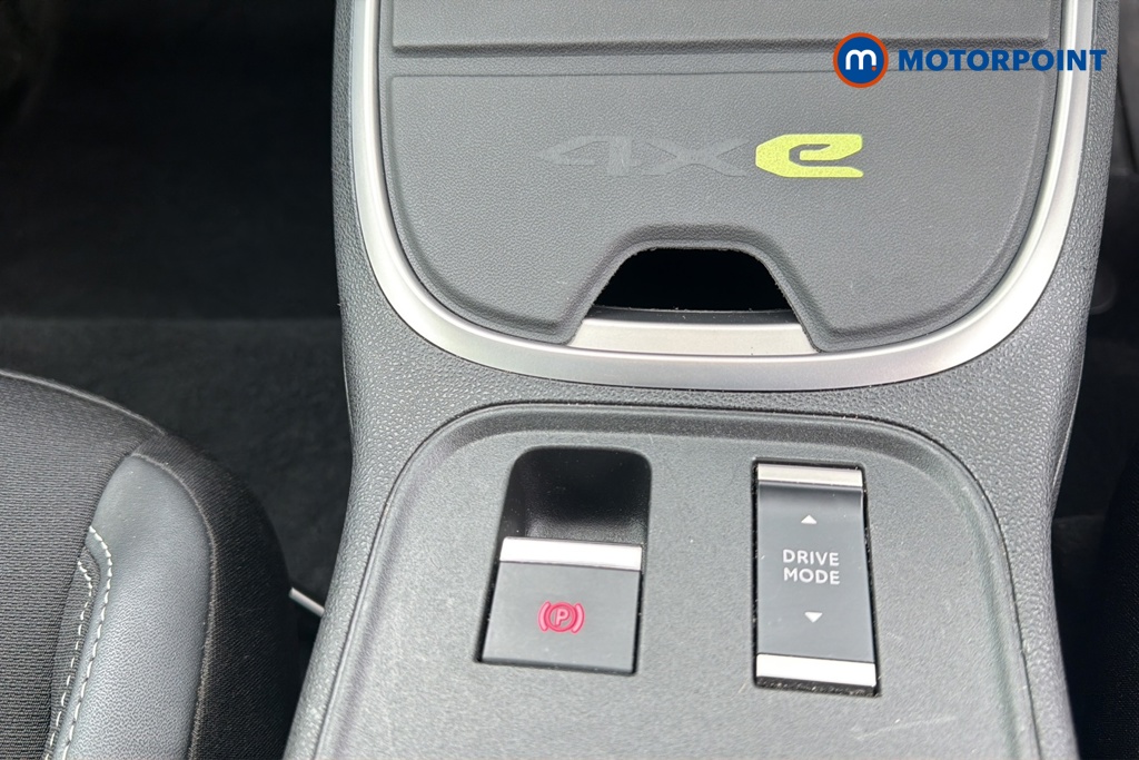 Jeep Avenger Summit Automatic Electric SUV - Stock Number (1680291) - 16th supplementary image