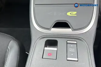 Jeep Avenger Summit Automatic Electric SUV - Stock Number (1680291) - 16th supplementary image