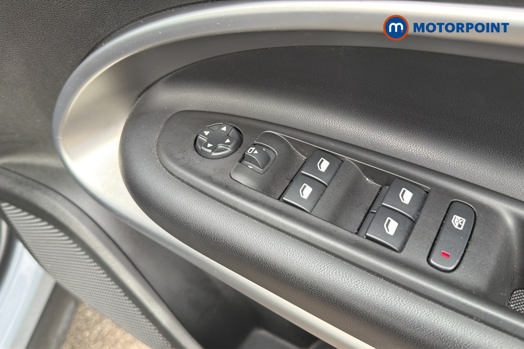 Jeep Avenger Summit Automatic Electric SUV - Stock Number (1680291) - 19th supplementary image
