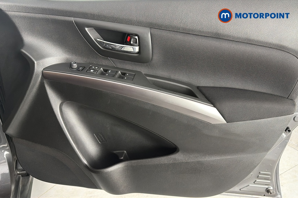 Suzuki S-Cross Motion Manual Petrol SUV - Stock Number (1680375) - 18th supplementary image