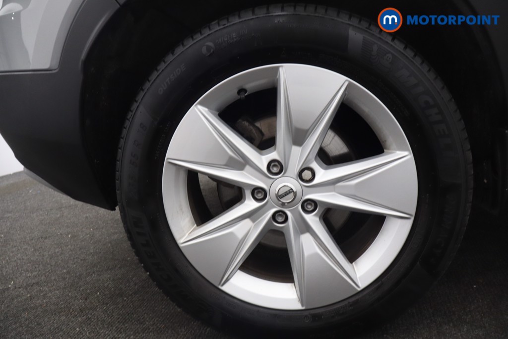 Volvo Xc40 Core Automatic Petrol SUV - Stock Number (1680446) - 7th supplementary image