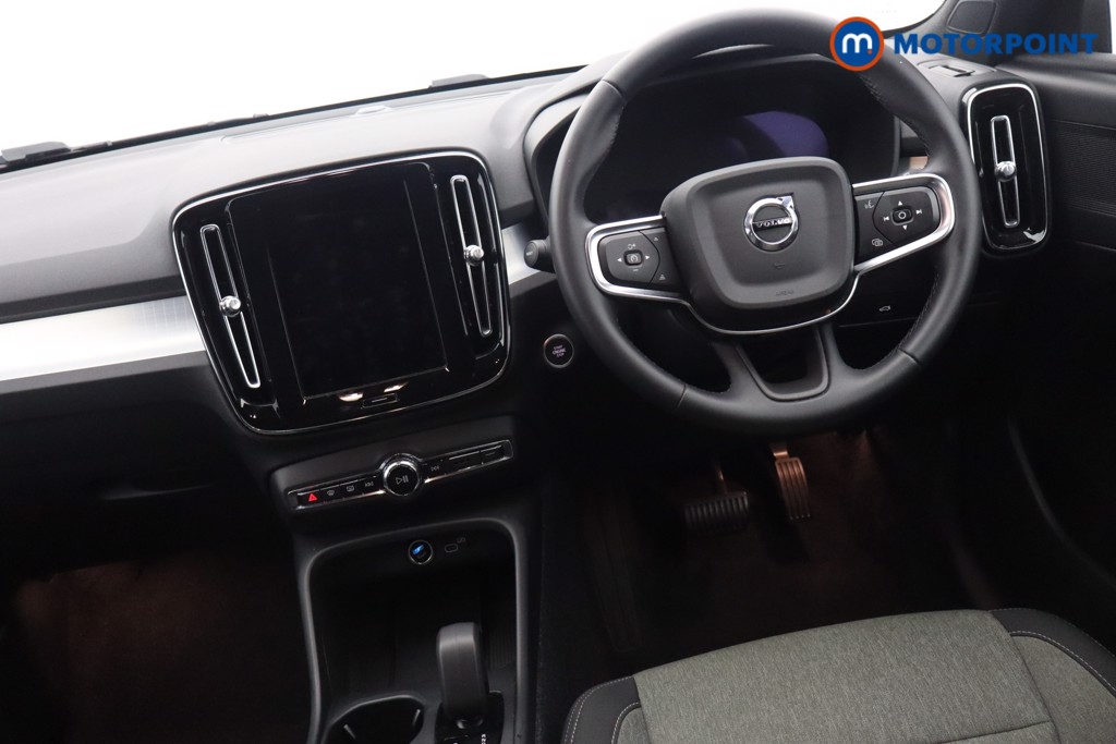 Volvo Xc40 Core Automatic Petrol SUV - Stock Number (1680446) - 9th supplementary image