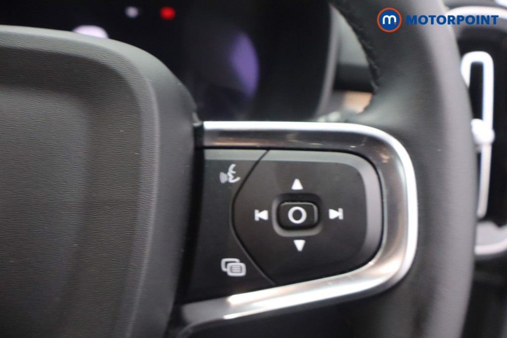 Volvo Xc40 Core Automatic Petrol SUV - Stock Number (1680446) - 13th supplementary image