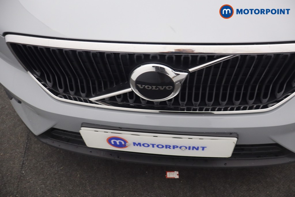Volvo Xc40 Core Automatic Petrol SUV - Stock Number (1680446) - 21st supplementary image