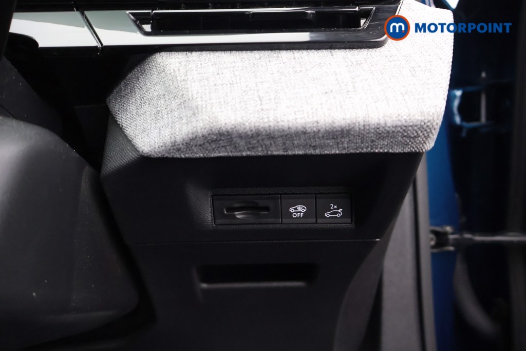 Peugeot 5008 GT Automatic Petrol SUV - Stock Number (1680499) - 7th supplementary image