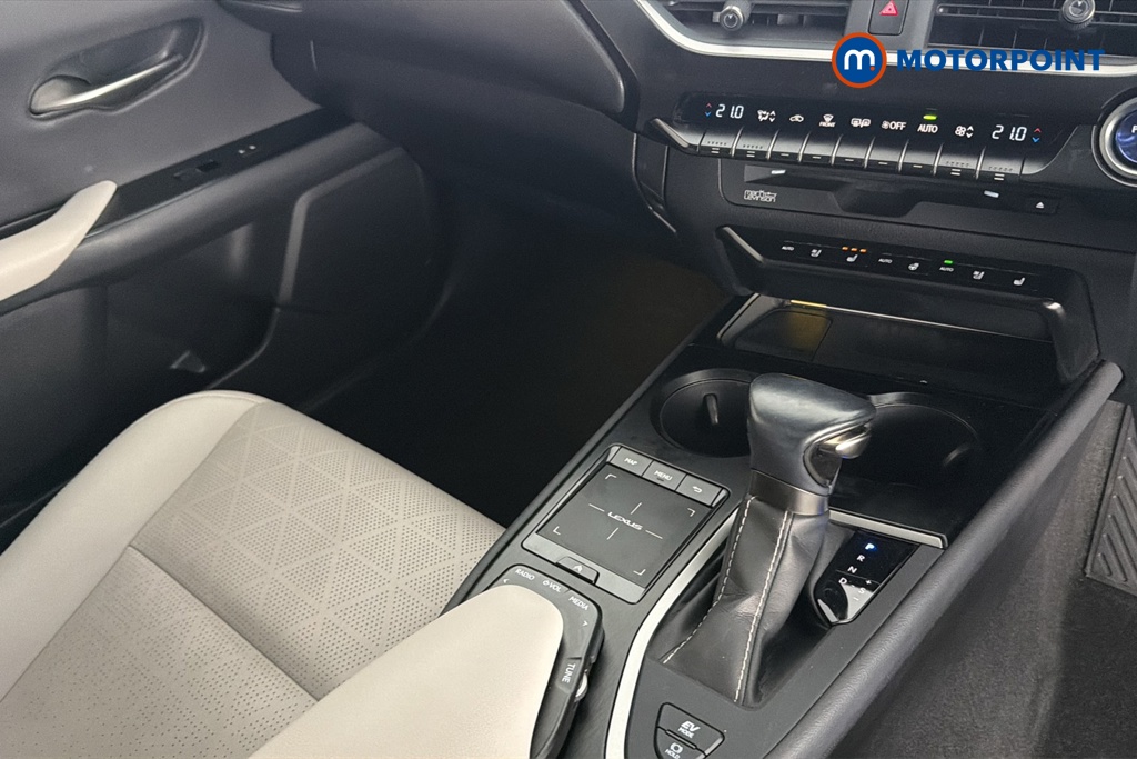Lexus UX Takumi Automatic Petrol-Electric Hybrid SUV - Stock Number (1680747) - 15th supplementary image