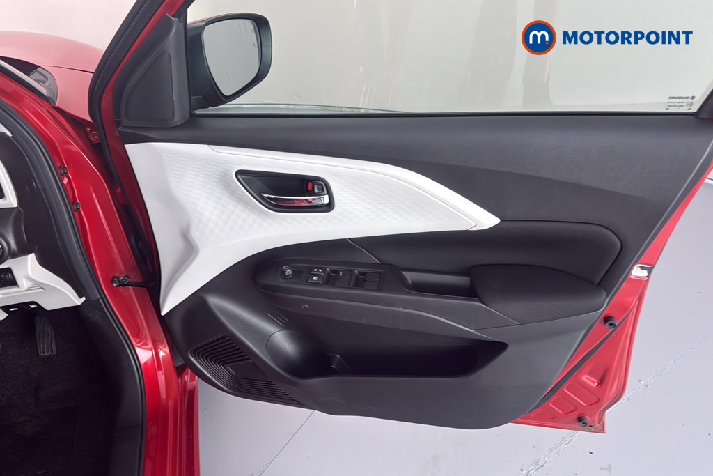 Suzuki Swift Motion Automatic Petrol Hatchback - Stock Number (1680936) - 18th supplementary image
