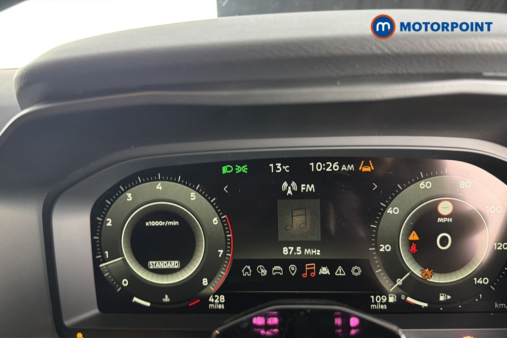 Nissan Qashqai N-Connecta Manual Petrol SUV - Stock Number (1681184) - 8th supplementary image