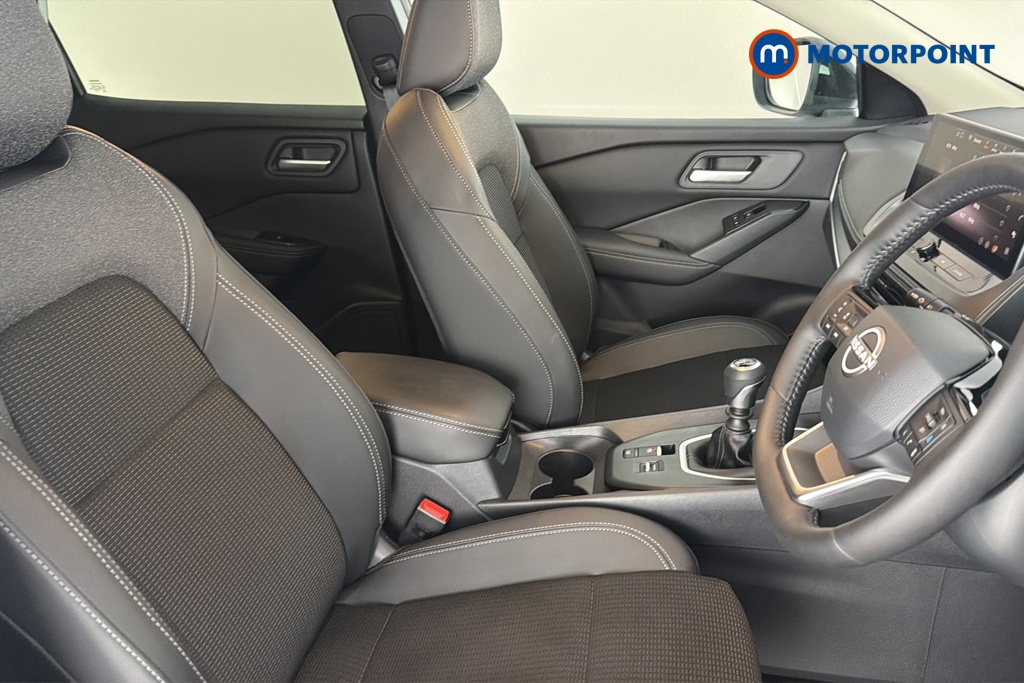 Nissan Qashqai N-Connecta Manual Petrol SUV - Stock Number (1681184) - 22nd supplementary image