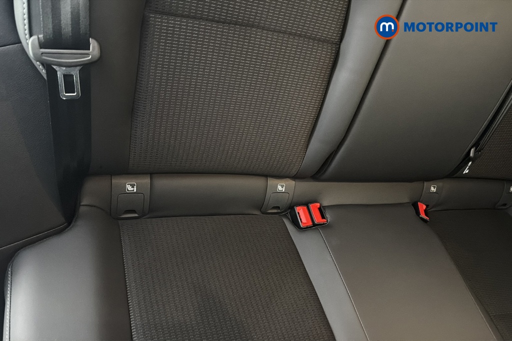 Nissan Qashqai N-Connecta Manual Petrol SUV - Stock Number (1681184) - 27th supplementary image