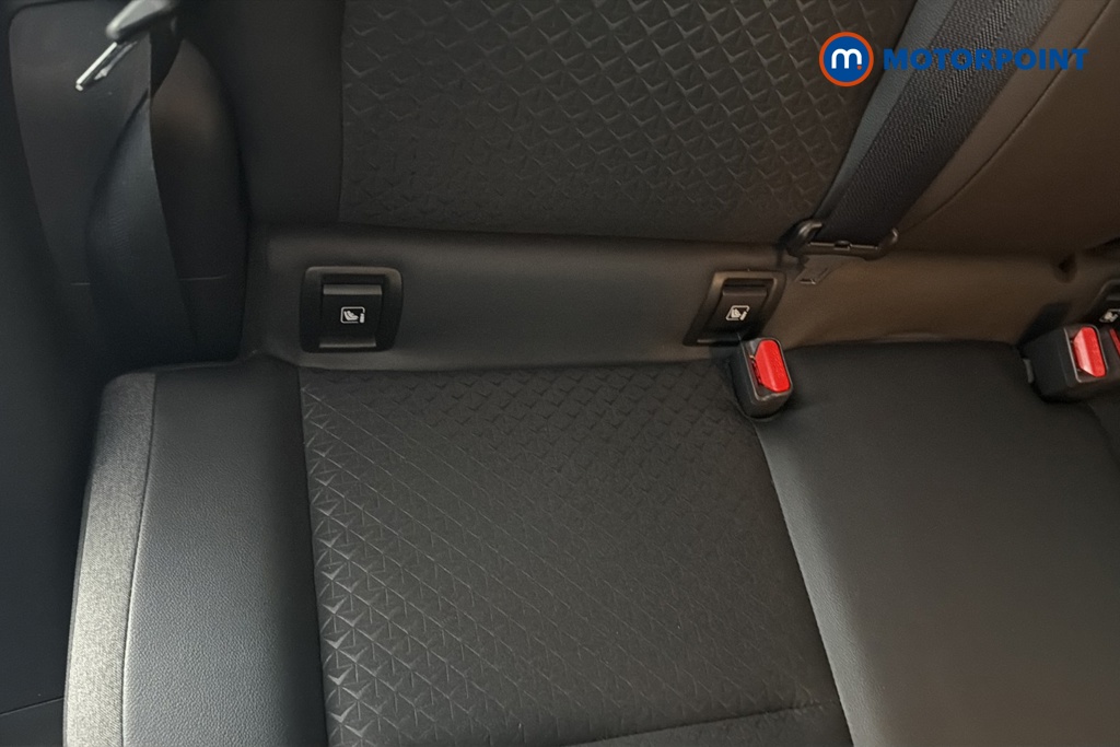 Nissan Juke N-Connecta Automatic Petrol-Electric Hybrid SUV - Stock Number (1681189) - 27th supplementary image