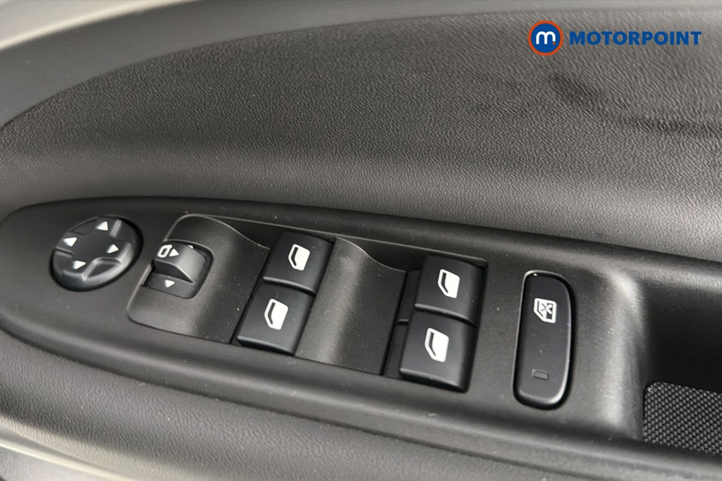 Jeep Avenger Summit Automatic Electric SUV - Stock Number (1630228) - 19th supplementary image