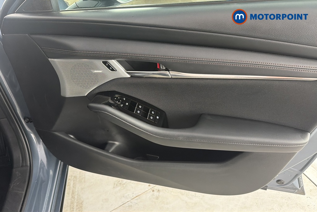 Mazda 3 Exclusive-Line Automatic Petrol Hatchback - Stock Number (1672961) - 18th supplementary image