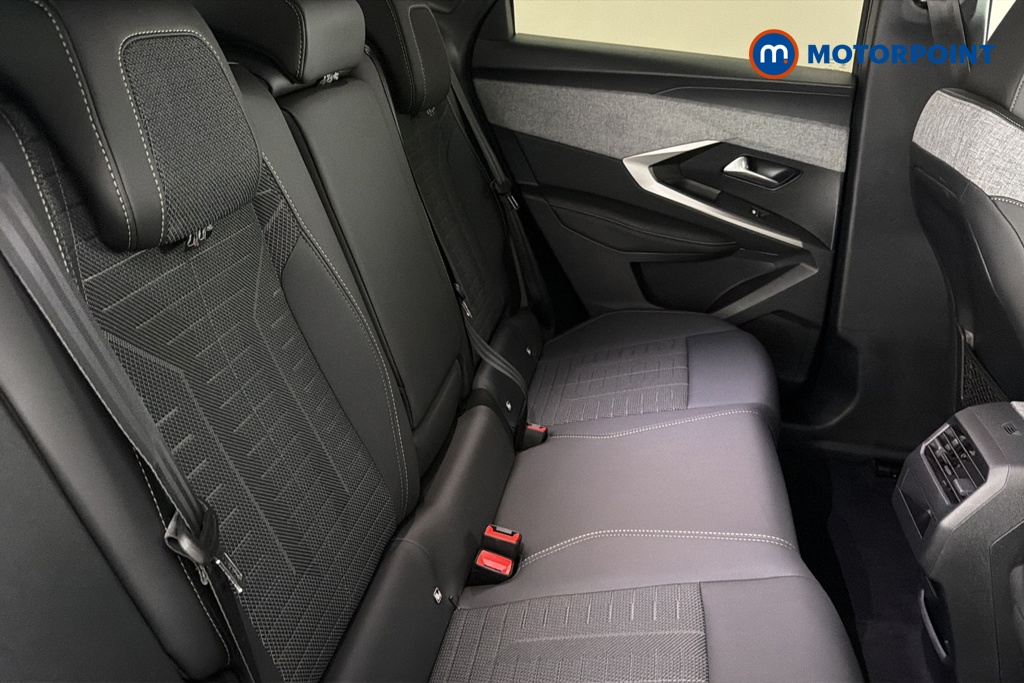 Peugeot 3008 GT Automatic Electric SUV - Stock Number (1673023) - 25th supplementary image