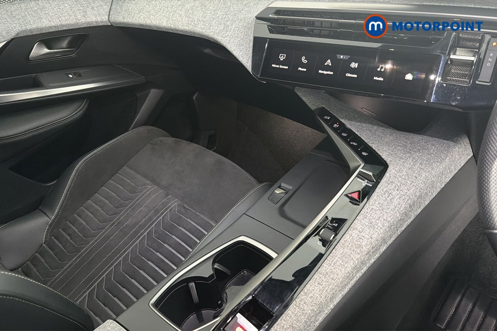 Peugeot 5008 GT Automatic Electric SUV - Stock Number (1673041) - 15th supplementary image