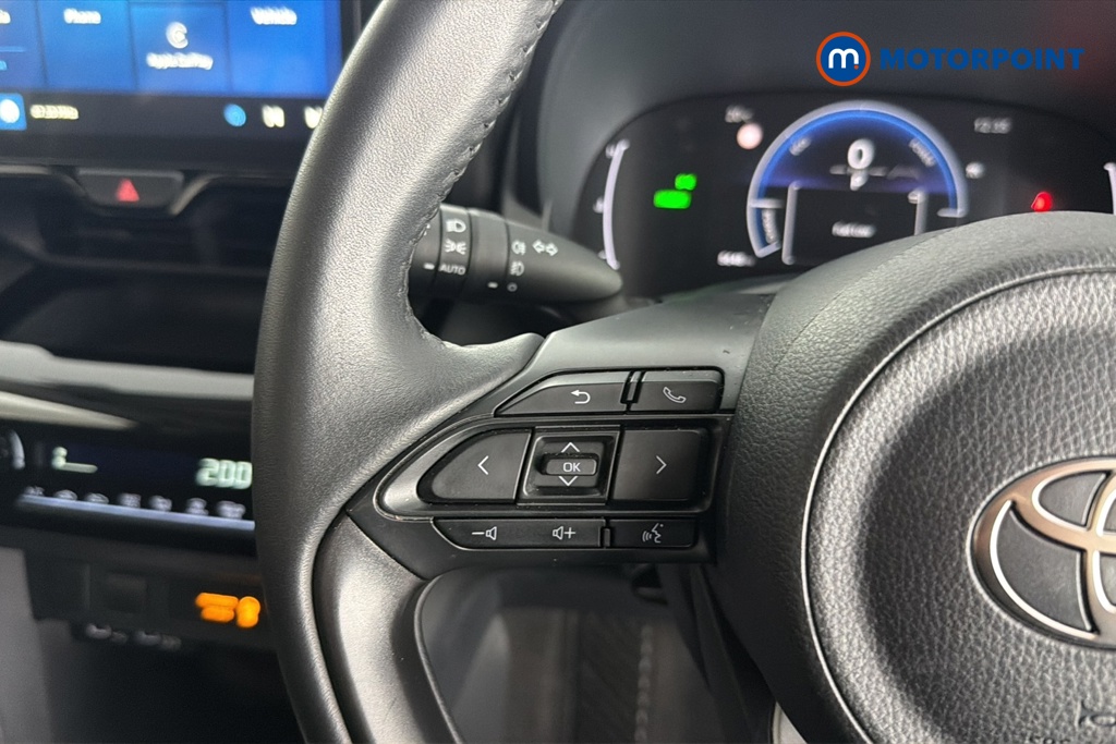 Toyota Yaris Cross Icon Automatic Petrol-Electric Hybrid Estate - Stock Number (1677581) - 4th supplementary image