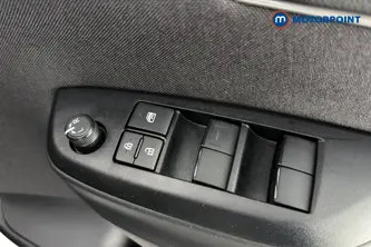 Toyota Yaris Cross Icon Automatic Petrol-Electric Hybrid Estate - Stock Number (1677581) - 19th supplementary image