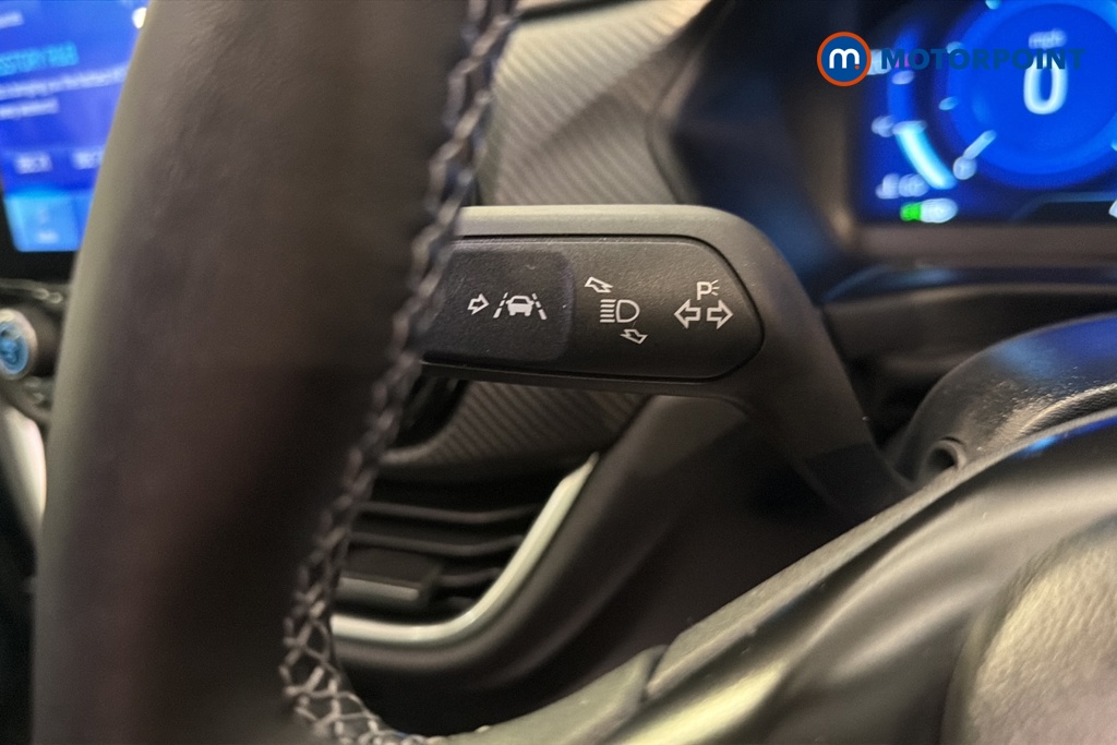 Ford Fiesta Titanium Vignale Manual Petrol Hatchback - Stock Number (1679576) - 5th supplementary image