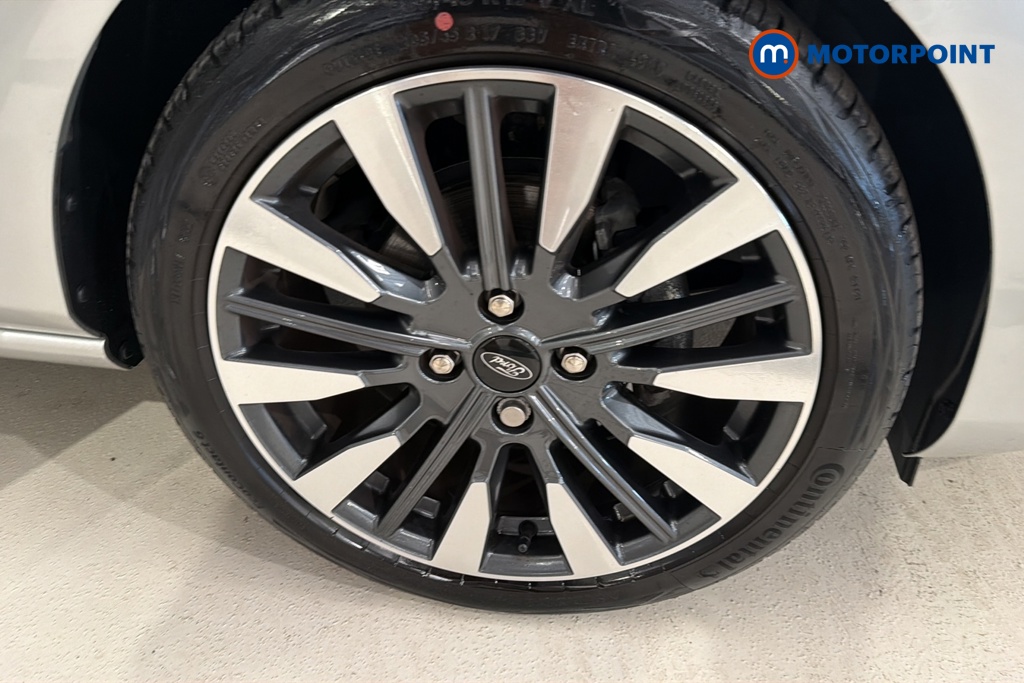 Ford Fiesta Titanium Vignale Manual Petrol Hatchback - Stock Number (1679576) - 47th supplementary image