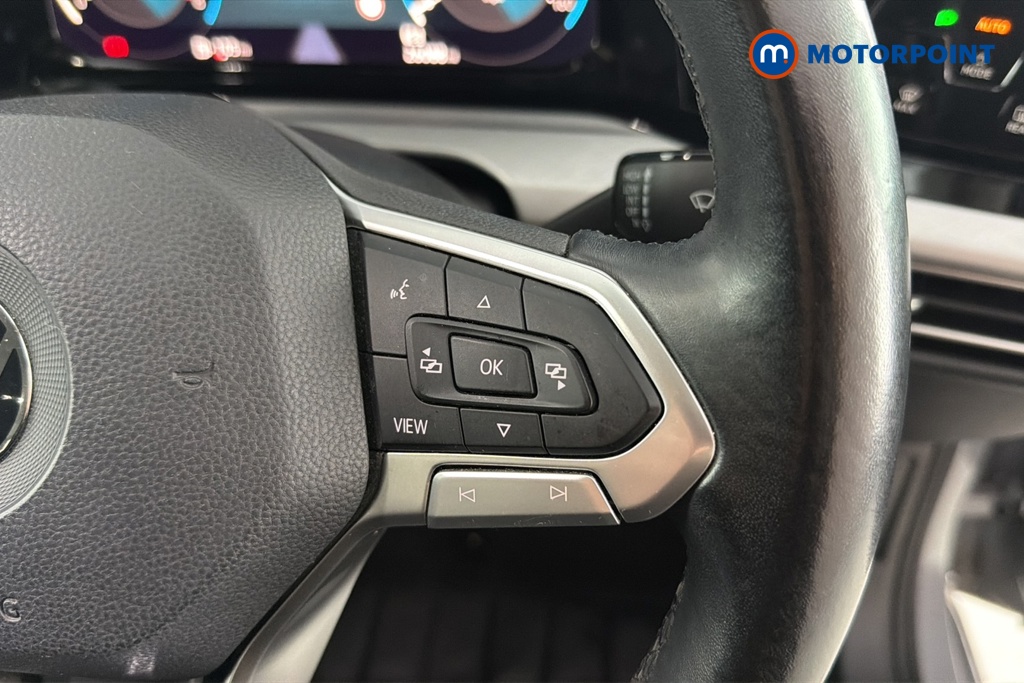 Volkswagen Golf Life Manual Petrol Hatchback - Stock Number (1679580) - 3rd supplementary image