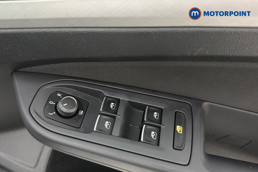 Volkswagen Golf Life Manual Petrol Hatchback - Stock Number (1679580) - 19th supplementary image