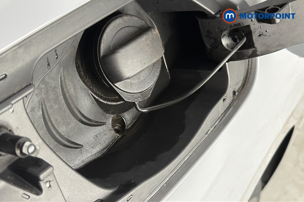 Volkswagen Golf Life Manual Petrol Hatchback - Stock Number (1679580) - 41st supplementary image