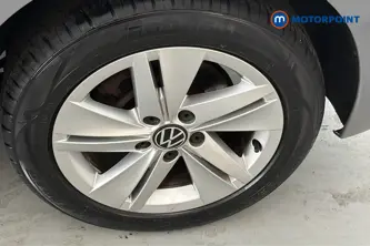 Volkswagen Golf Life Manual Petrol Hatchback - Stock Number (1679580) - 45th supplementary image