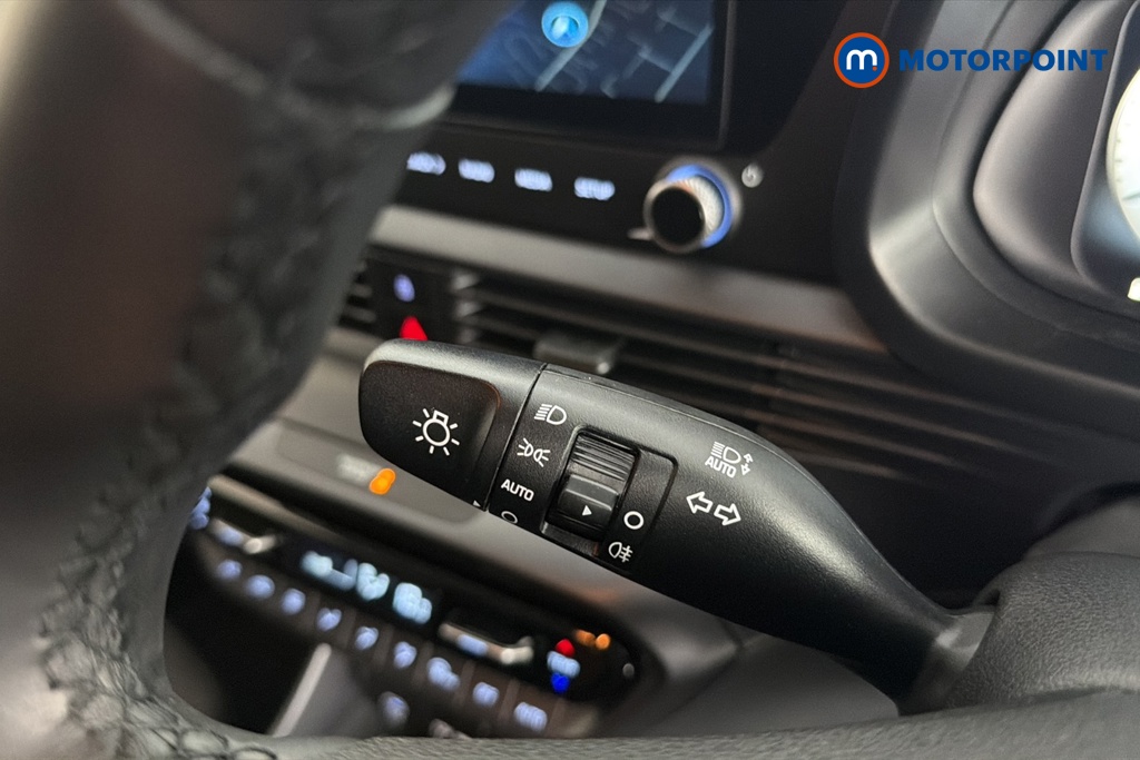 Hyundai I20 Premium Automatic Petrol Hatchback - Stock Number (1680337) - 5th supplementary image