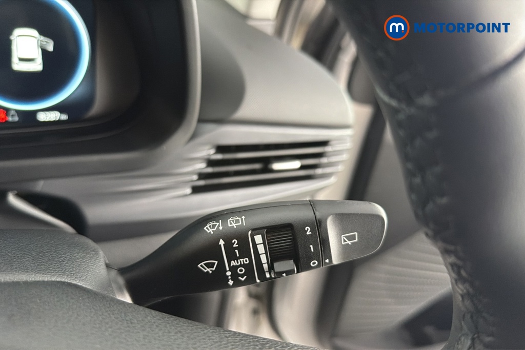 Hyundai I20 Premium Automatic Petrol Hatchback - Stock Number (1680337) - 6th supplementary image
