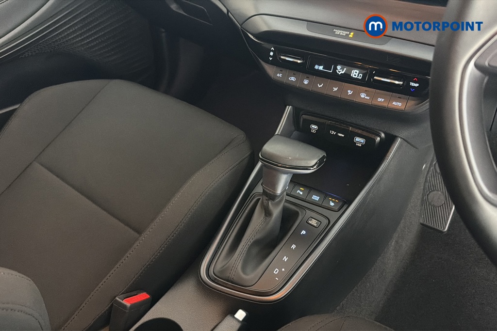 Hyundai I20 Premium Automatic Petrol Hatchback - Stock Number (1680337) - 15th supplementary image