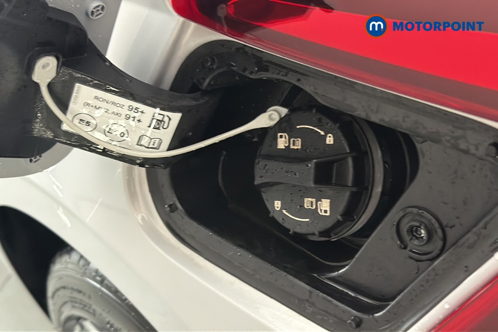Hyundai I20 Premium Automatic Petrol Hatchback - Stock Number (1680337) - 41st supplementary image