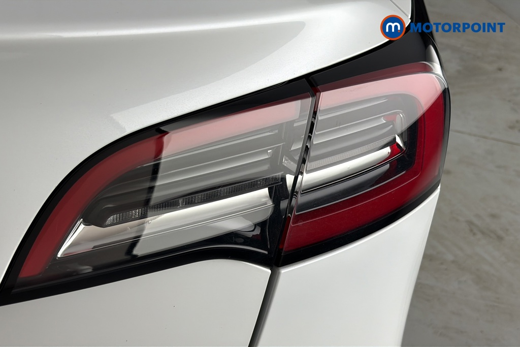 Tesla Model 3 Long Range Automatic Electric Saloon - Stock Number (1681122) - 36th supplementary image