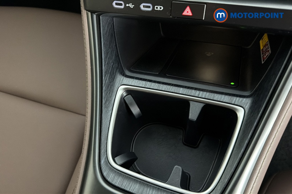 Lexus LBX Premium Automatic Petrol-Electric Hybrid SUV - Stock Number (1681407) - 16th supplementary image