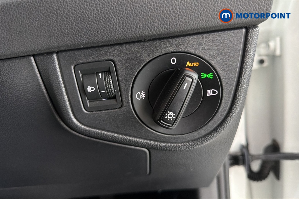 Volkswagen Polo Life Automatic Petrol Hatchback - Stock Number (1681501) - 11th supplementary image