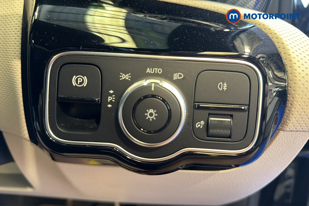 Mercedes-Benz A Class Sport Automatic Petrol Hatchback - Stock Number (1662504) - 11th supplementary image