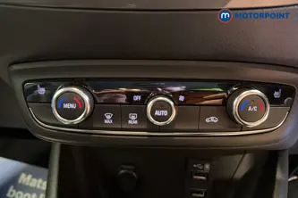 Vauxhall Crossland Ultimate Manual Diesel SUV - Stock Number (1662914) - 12th supplementary image