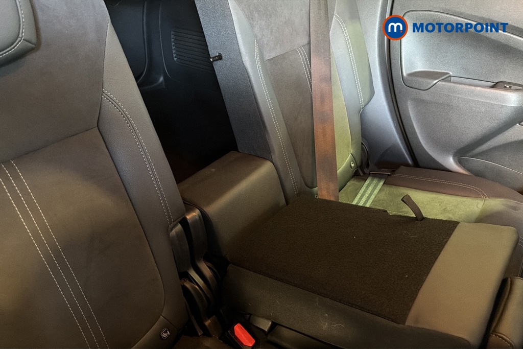Vauxhall Crossland Ultimate Manual Diesel SUV - Stock Number (1662914) - 26th supplementary image